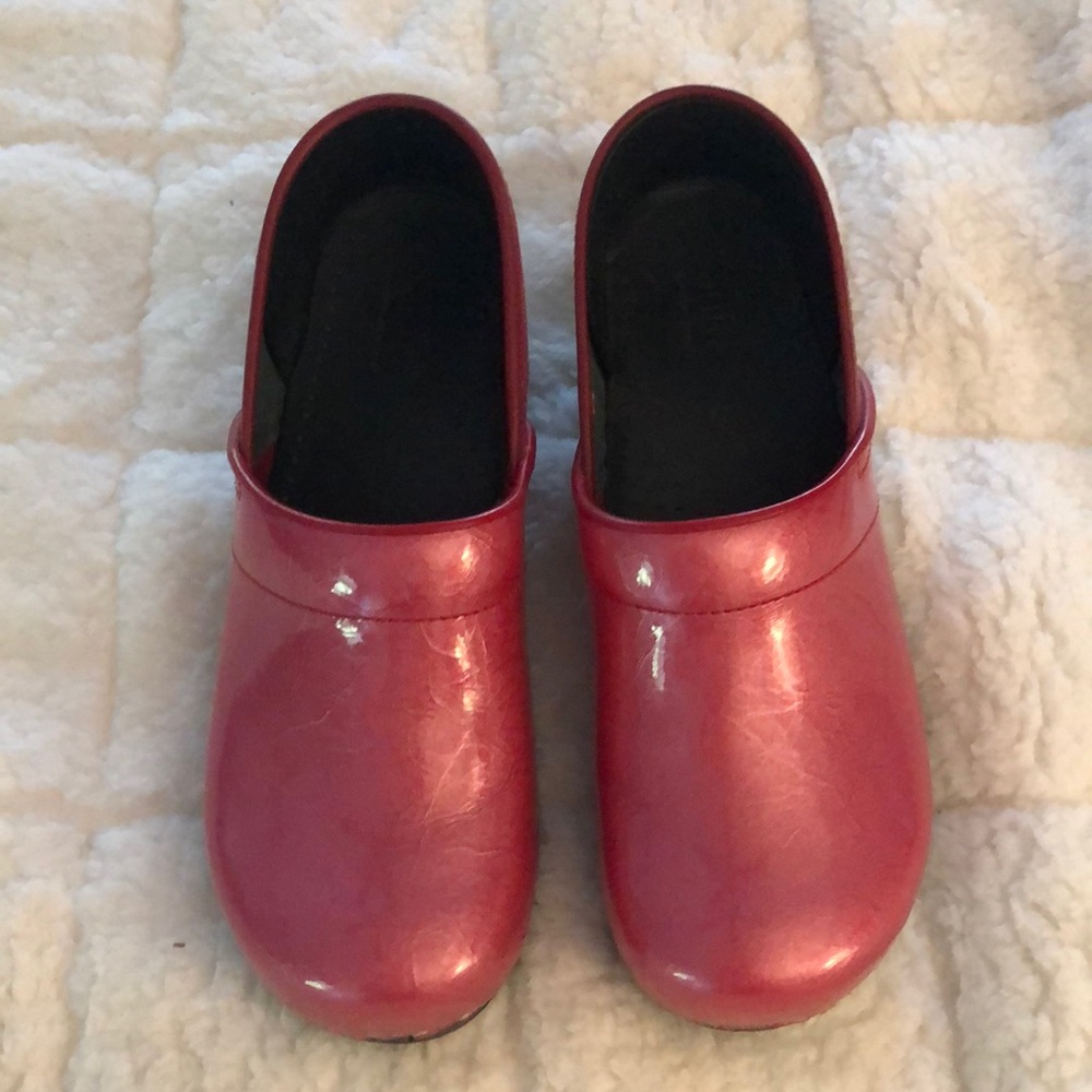Sanita clogs